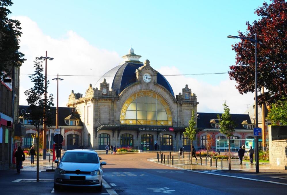 Ibis Styles Saint Brieuc Gare Centre Hotel Exterior foto